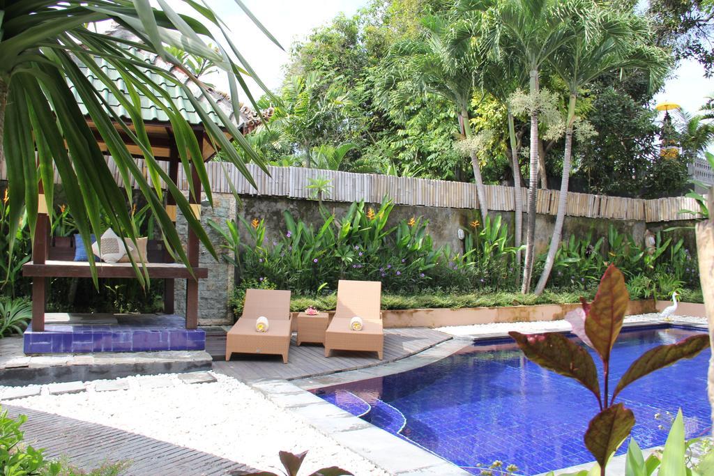 The Catur Villa Seminyak Esterno foto